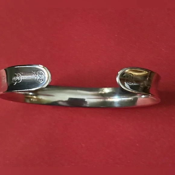 Rare Eden Hand Arts Apple Logo Cape Cod Cuff Bracelet HTF - Picture 3 of 9